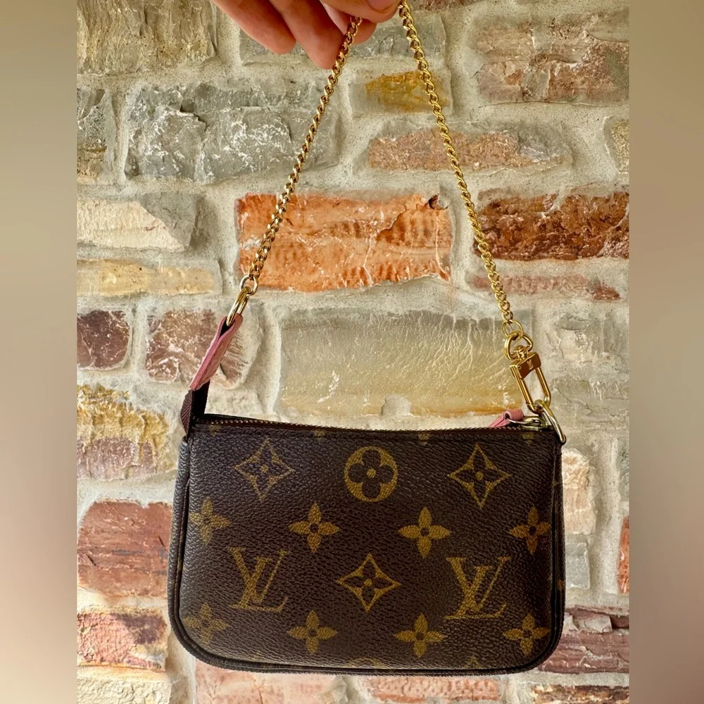 LOUIS VUITTON POCHETTE LIMITED EDITION - Picture 4 of 9